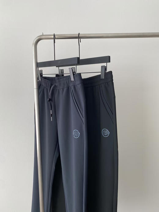 大象 2024秋季新款 户外防风软壳长裤运动裤 Z-12037 商品图1