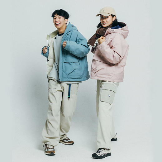 【品牌直发】ACMEITEM爱棵米 户外防水冲锋羽绒服连帽保暖宽松羽绒衣外套男女GAF3110338G 商品图2