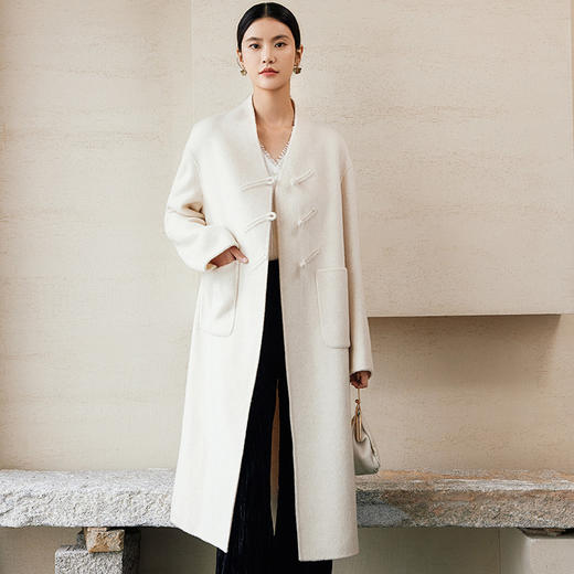 玳莎新中式全羊毛双面呢微淘女士2024年冬季新款盘扣国风V领大衣  ED39302 商品图0