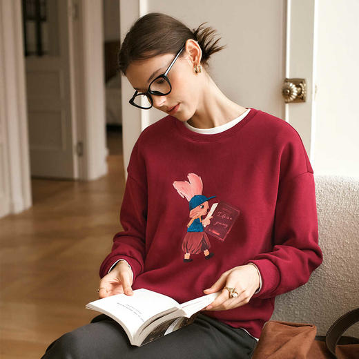 OLrain欧芮儿红色加绒卫衣女冬季2024年新款慵懒风趣味印花套头衫 商品图3