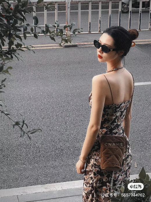 B102166小可爱水桶 包轻便又有容量 又精美又实用单肩斜跨包 商品图0