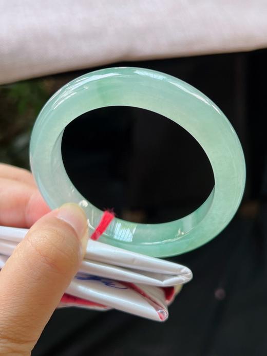 54正圈翡翠手镯 商品图4