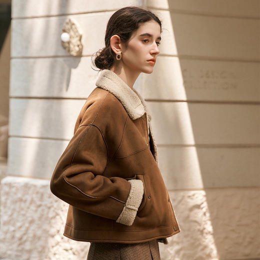 OLrain欧芮儿法式咖色皮草外套女冬季2024年新款翻领皮毛一体上衣 商品图3