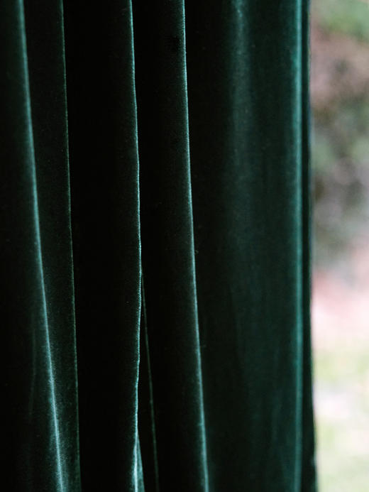 盛唐婧 |新中式丝绒阔腿裤-绿色 商品图3