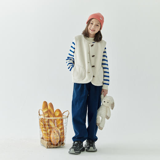 棵初2024年冬季新款女童软糯颗粒绒保暖马甲复古牛角扣背心可外穿 商品图1