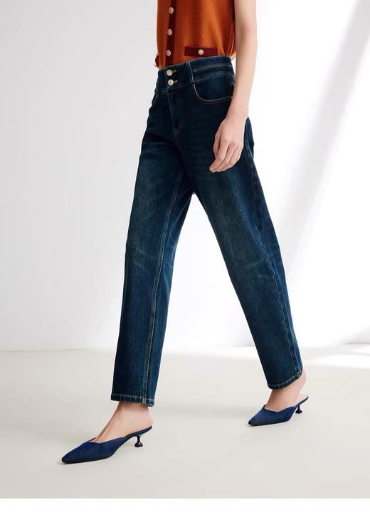 【孤品 捡漏】巨好穿的 EP 高弹 秋冬款 微绒水洗蓝牛仔裤  蓝色两粒扣 拉绒牛仔裤 磨毛牛仔裤 商品图10