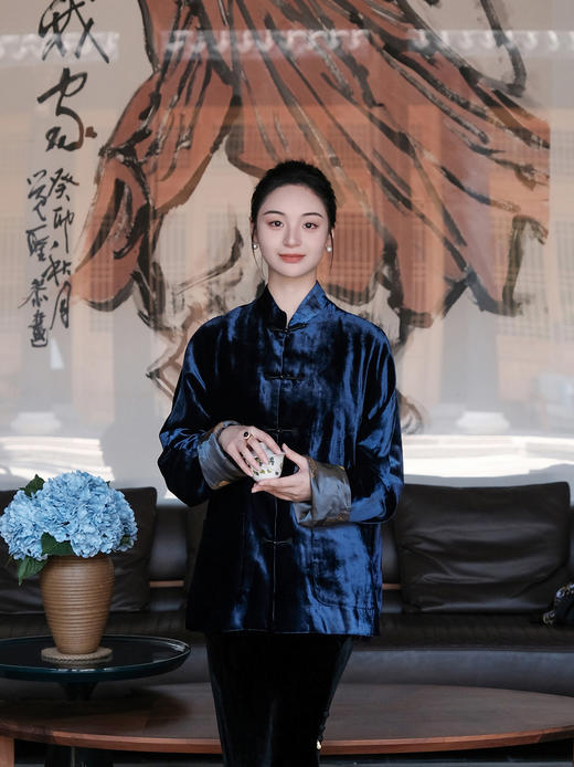 盛唐牡丹| 藏蓝色丝绒双面穿外套 商品图1