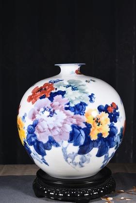 釉下五彩花开富贵石榴瓶