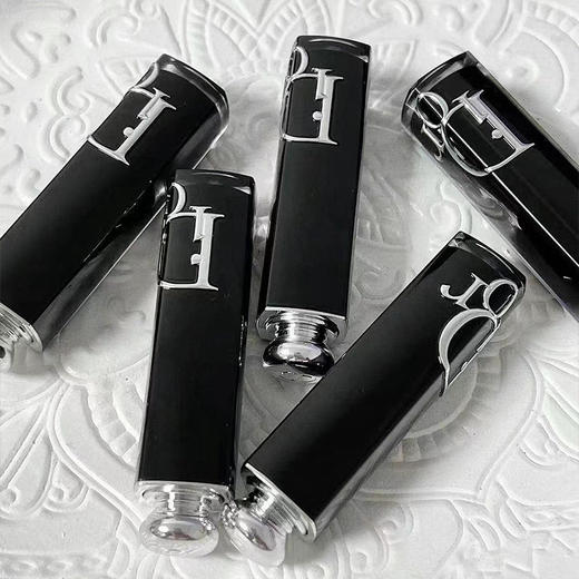 【女神节大促 限时特惠】迪奥魅惑新版漆光口红套盒小样1.6g（527+740） 商品图8