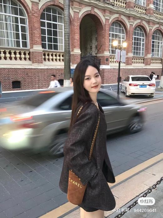 B102166小可爱水桶 包轻便又有容量 又精美又实用单肩斜跨包 商品图1