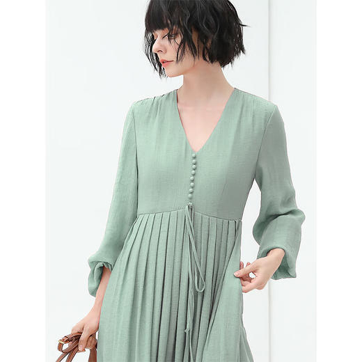 COCOBELLA法式优雅大摆V领连衣裙度假沙滩长裙NFR16 商品图1