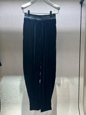 E ARMANI 裤女  EW000077TE11088-UB109 .