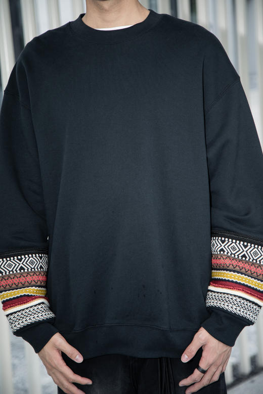 S435864264民族风装饰圆领卫衣 商品图1