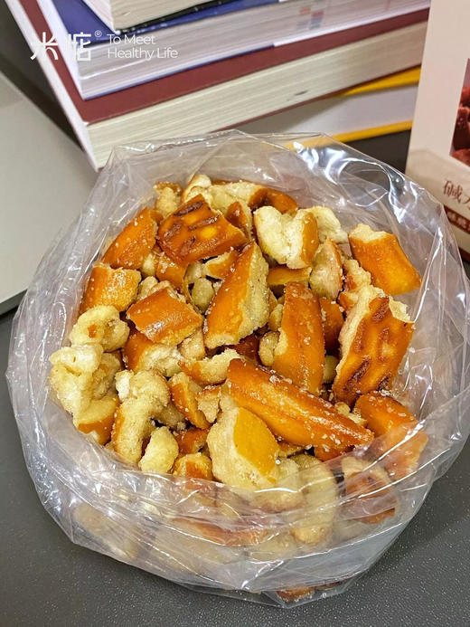 【米惦海盐碱水面包干】29.9/4包！！🔥董洁同款零食姐妹们快冲~~~！ 每天“碱”单一点 酥酥脆脆的，焦糖奶香混着海盐味，每一粒都裹满了咸甜，越嚼越香~ 商品图6