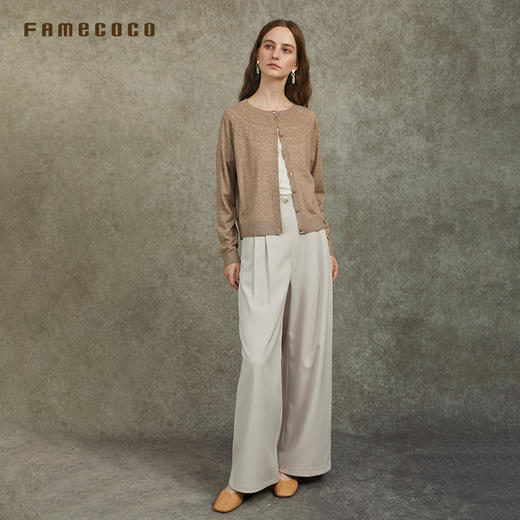 Famecoco范可儿圆领针织开衫设计感镂空雕花羊毛外套FAC6DE005 商品图2