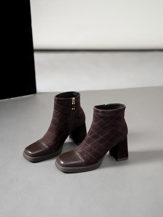 豪麟名鞋奥莱迪嘉女鞋短靴羊反绒面革/胎牛皮革DJYYO42WN203咖啡色  原价2660元 商品图2