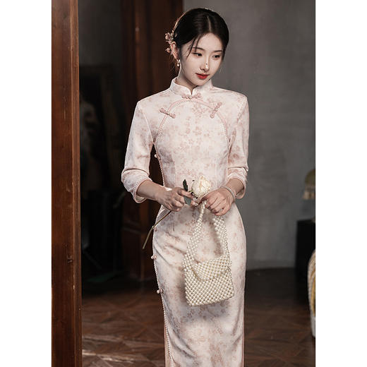 2024新款秋冬季改良新中式粉色碎花日常长袖民国大小姐旗袍LSB3140 商品图0