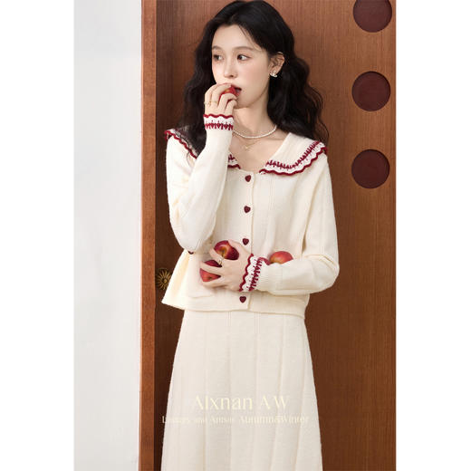 鹿向南「草莓可颂」毛衣半身裙两件套秋冬女2025年新款时尚套装 商品图2