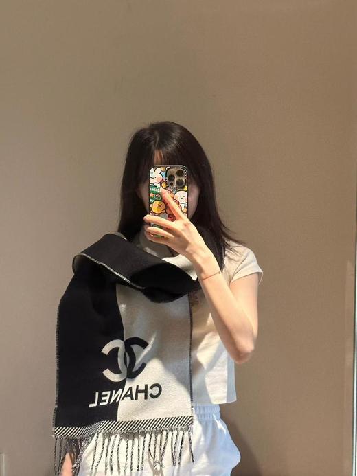 香奈儿双面拼色提花围巾（AN） 商品图1
