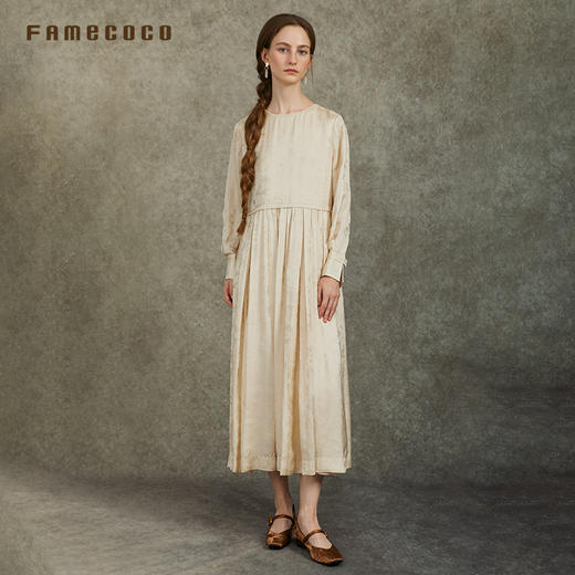 Famecoco范可儿新中式暗纹提花宽松圆领长袖连衣裙FAC6FA002 商品图4