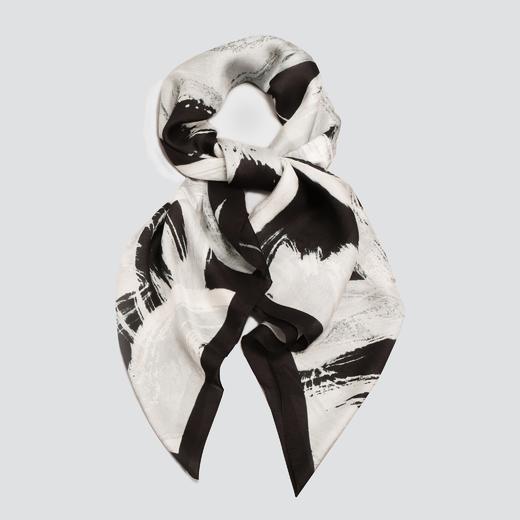 斜纹印花大方巾 KFW1501005 商品图0