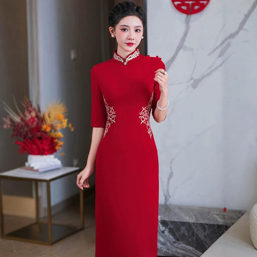 高端喜婆婆红色年轻刺绣亮丝敬酒结婚新中式妈妈婚宴装婚旗袍HQ349 商品图3