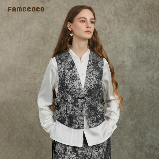 Famecoco范可儿一粒扣v领新中式马夹复古提花外搭FAC6CA007 商品图3
