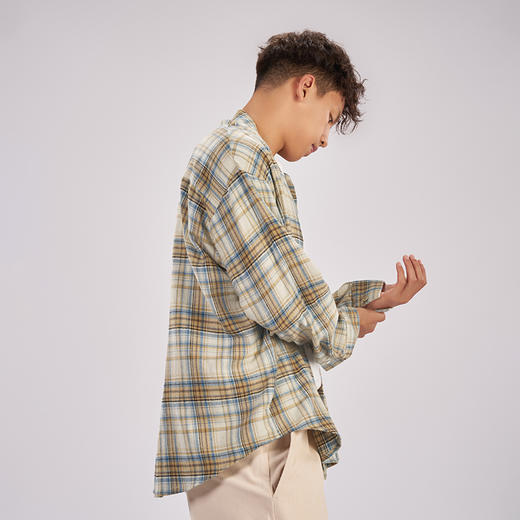 【积分兑换】有志者UZIS美式复古格纹外套男秋季休闲宽松潮流长袖格子衬衫焕新 商品图3
