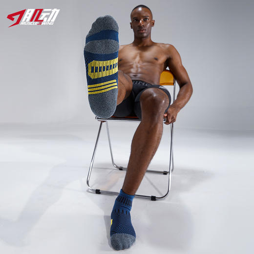 616肌动中筒运动袜专业马拉松袜子跑步袜子男女款毛巾底防滑速干透气 商品图7