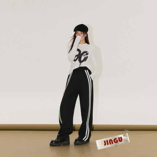 2024年新款白标~ 字母印花莱赛尔长袖T恤女宽松休闲大码打底衫上衣 商品图2