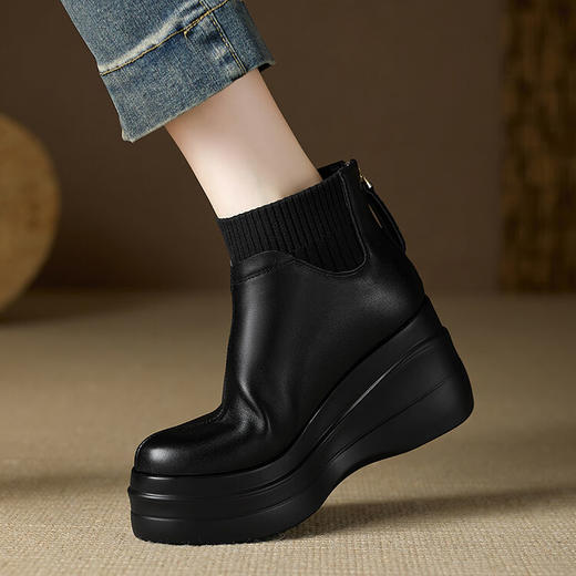 【预售5天】厚底马丁靴高跟加绒松糕鞋，时尚新款真皮坡跟短靴MQE&G82-19 商品图2