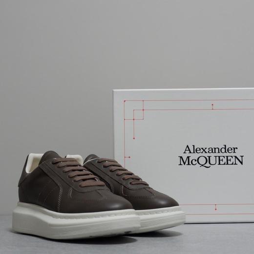 𝐀𝐥𝐞𝐱𝐚𝐧𝐝𝐞𝐫𝐌𝐜𝐐𝐮𝐞.𝐧麦昆德训小白鞋麦昆新设计总监𝐒𝐞𝐚𝐧带来的首作（HC） 商品图5
