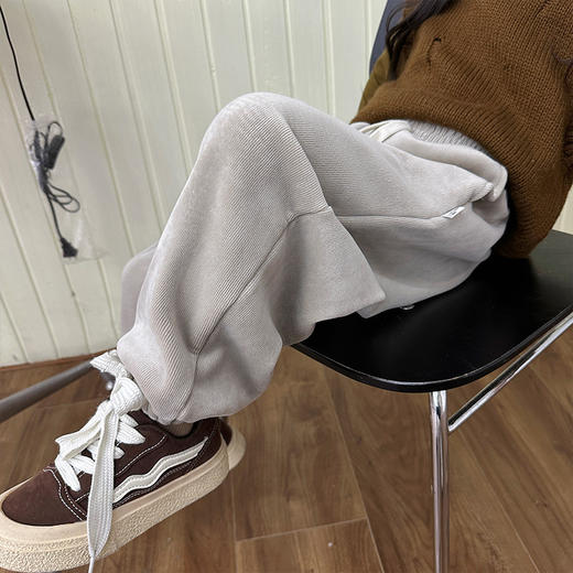 【百搭款束脚式时尚休闲裤】梵贝星休闲卫裤 雪尼尔加绒系带加绒裤 轻松出门 时尚出街90-160cm尺码可选 商品图2