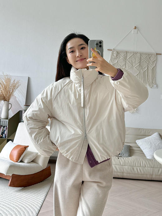 极简风90白鹅绒宽松版短款羽绒服 商品图1