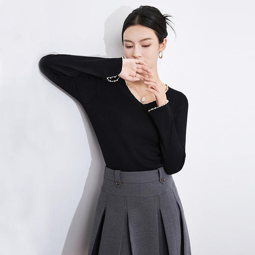 【高货wl】全新升级【铂金会员201/天猫269/差价68】(05914) 洛诗琳复古高级感法式珍珠边设计感长袖百搭针织打底上衣 商品图0
