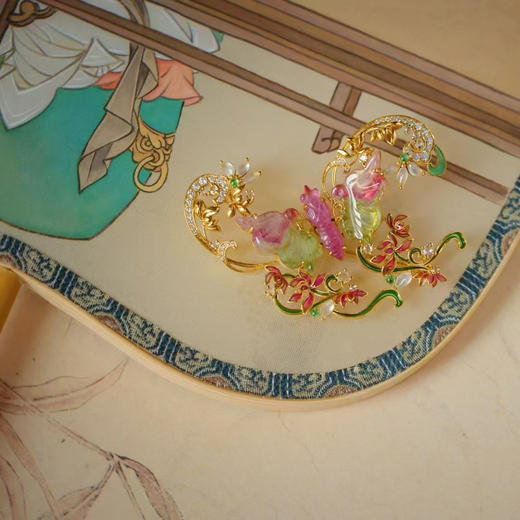 龢盒原创 幽幽兰花开，蝴蝶识香来 碧玺珐琅蝴蝶胸针吊坠 商品图3