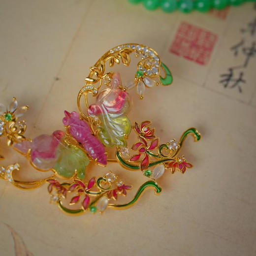 龢盒原创 幽幽兰花开，蝴蝶识香来 碧玺珐琅蝴蝶胸针吊坠 商品图1