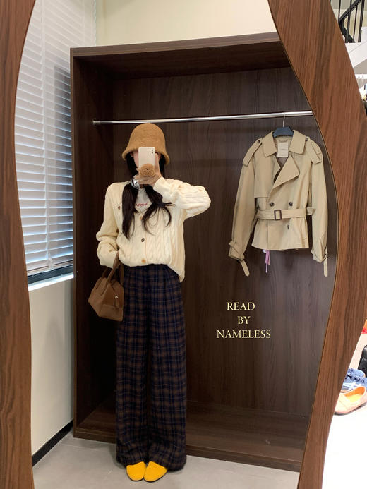 Read Nameless /小熊亚麻棉纱毛衣外套＋棕蓝格子裤 2024/10/24 商品图2
