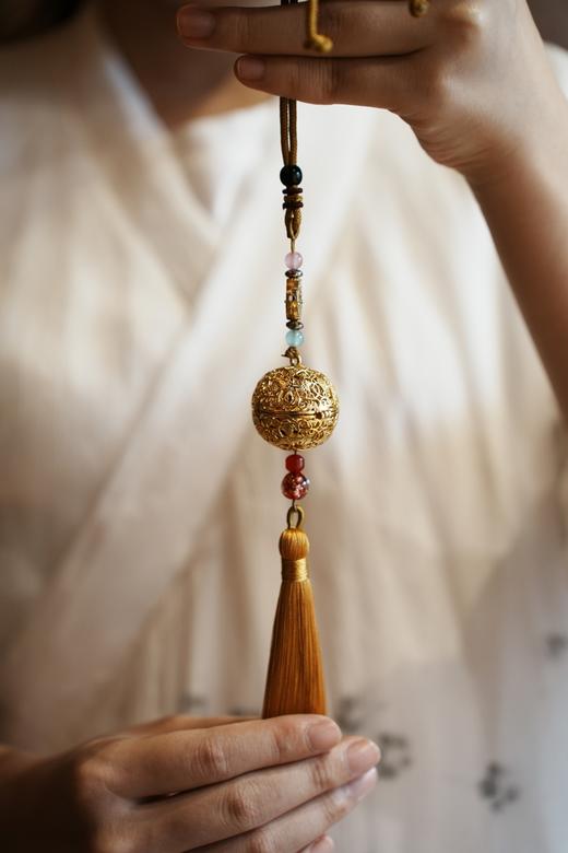 贵妃葡萄花鸟纹银香囊礼盒【G】 商品图0