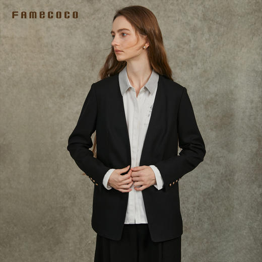 Famecoco范可儿无领宽松西装优雅珠边高级感正肩外套FAC6AW003 商品图3