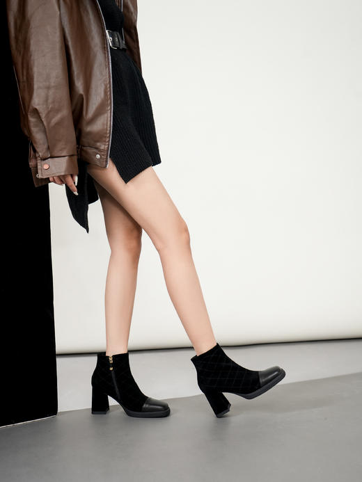 豪麟名鞋奥莱迪嘉女鞋短靴羊反绒面革/胎牛皮革DJYYO42WN203黑色  原价2660元 商品图1