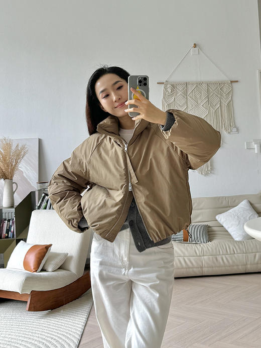 极简风90白鹅绒宽松版短款羽绒服 商品图2