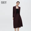 IWY/安可拉红沉稳大气西装套裙新款V领柔美修饰颈部收腰显曲线百褶半裙优雅松弛CS14336 商品缩略图0