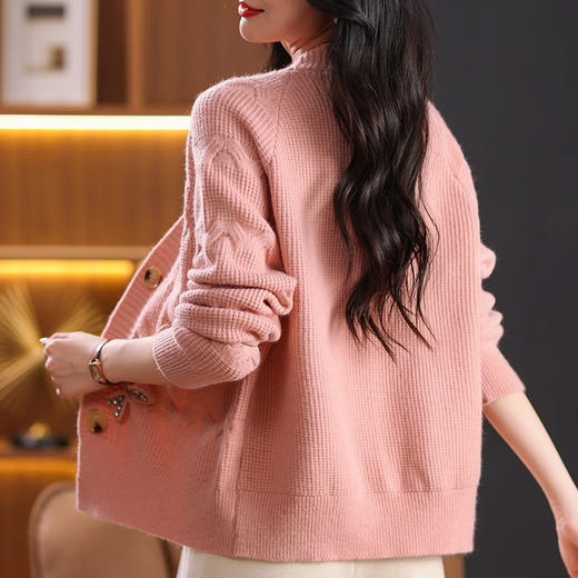 CC-103-82720蝴蝶结v领针织开衫女秋冬新款韩版麻花毛衣外套慵懒风蝙蝠袖上衣 商品图3