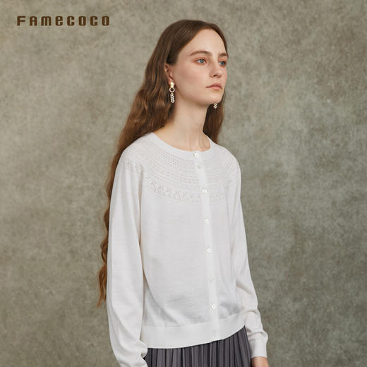 Famecoco范可儿圆领针织开衫设计感镂空雕花羊毛外套FAC6DE005 商品图3