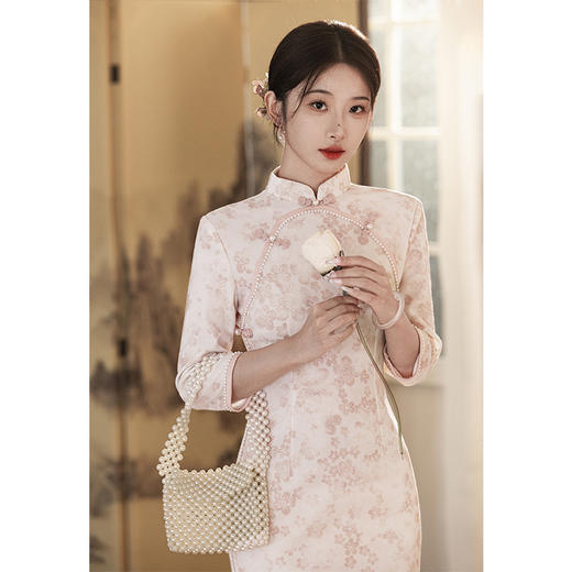 2024新款秋冬季改良新中式粉色碎花日常长袖民国大小姐旗袍LSB3140 商品图2