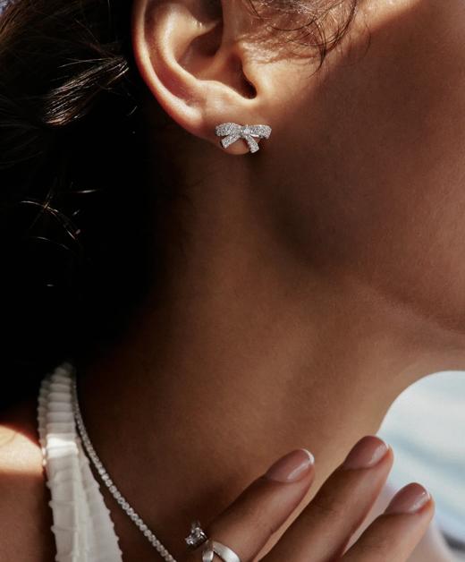 何F 双层蝴蝶结两用耳钉，蝴蝶结又把少女心给唤醒了！ 商品图0