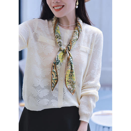 包裹的温柔 肌理提花羊毛混纺针织套头衫 商品图2