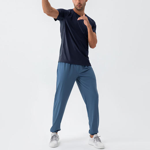 跃牌【欲动春风】男装系列 男士凉感健身短袖圆领宽松跑步训练上衣31225 商品图3