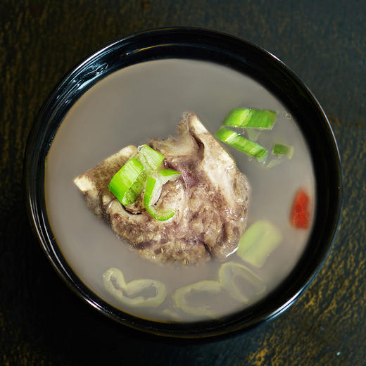 【雪山牛谷】新疆牛肉原切牛脊骨1kg 商品图5